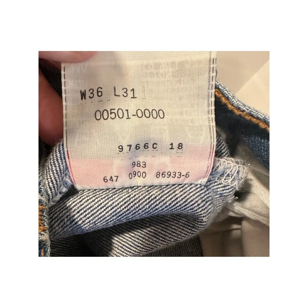 Vintage Levis 501xx Jeans 36x31 Indigo Raw Denim 0000 Batwing Y2K 2000